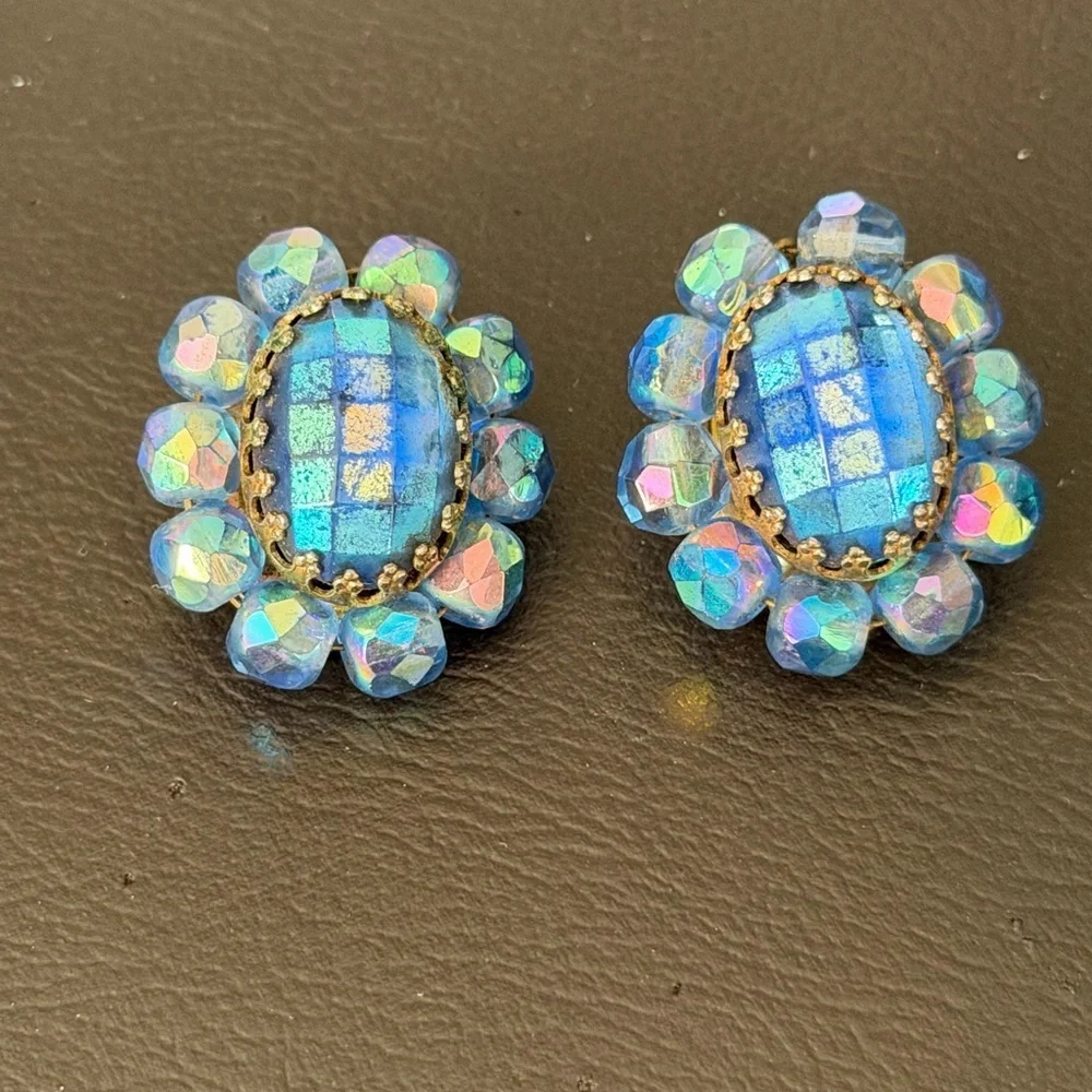 Vintage Glass Bead Blue Iridescent Coated necklace & clip earring Set 1950s Rare - Picture 9 of 9